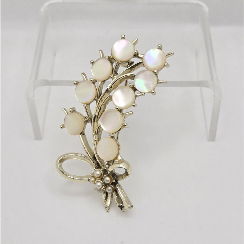 Vintage Brooch Mother Of Pearl Goldtone Floral Pin Dainty Cottagecore Retro Twee - Picture 11 of 12